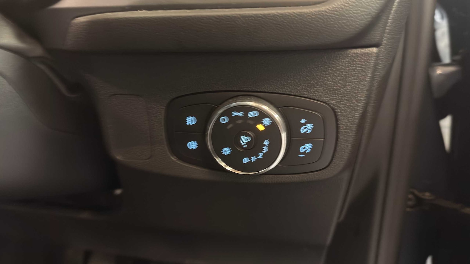 Used Ford Focus 2022 for sale - 76075329: Photo 16