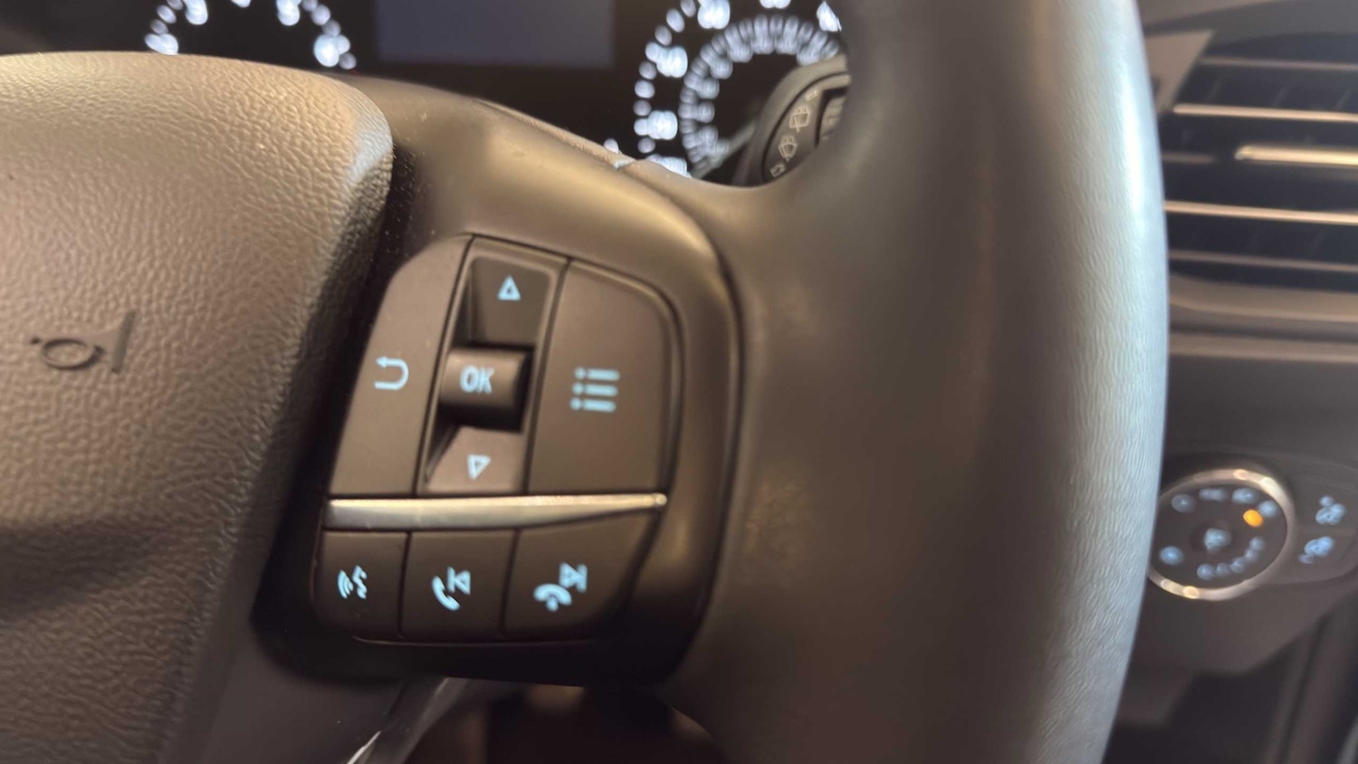 Used Ford Focus 2022 for sale - 76075329: Photo 17