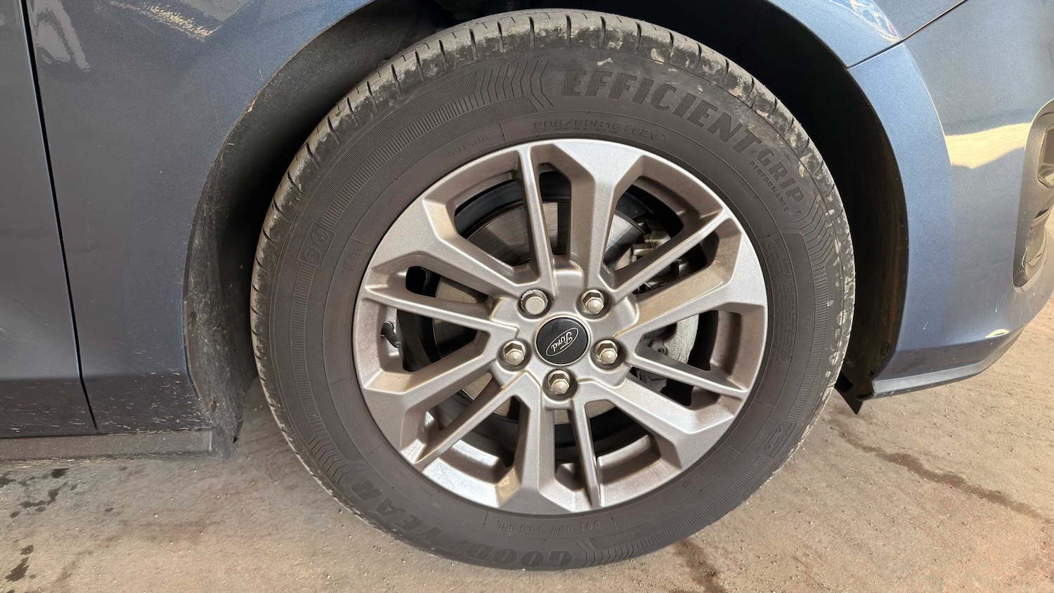 Used Ford Focus 2022 for sale - 76075329: Photo 9