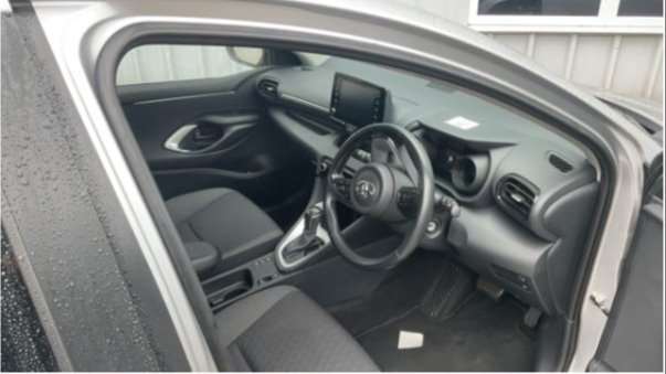 Used Toyota Yaris 2022 for sale - 76016141: Photo 3