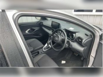 Used Toyota Yaris 2022 for sale - 76016141: Photo 3