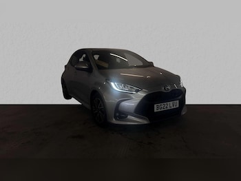 Used Toyota Yaris 2022 for sale - 76016141: Photo 4