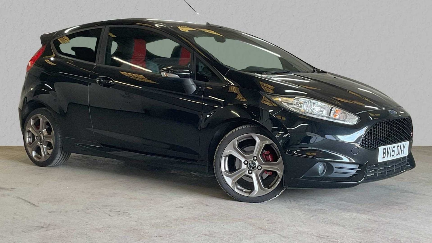 Used Ford Fiesta 2015 for sale - 76125970: Photo 1