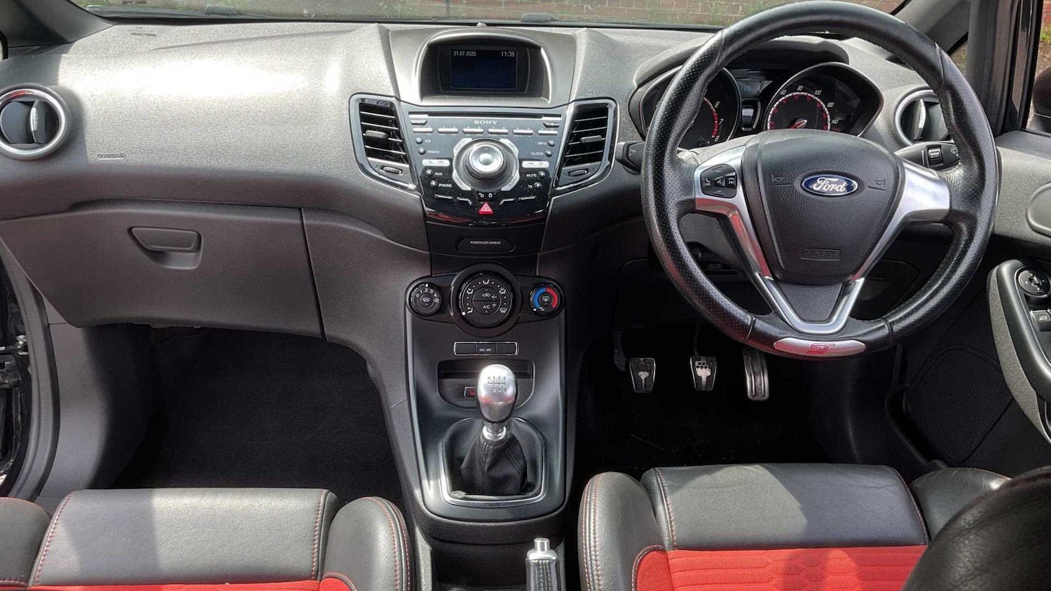 Used Ford Fiesta 2015 for sale - 76125970: Photo 14