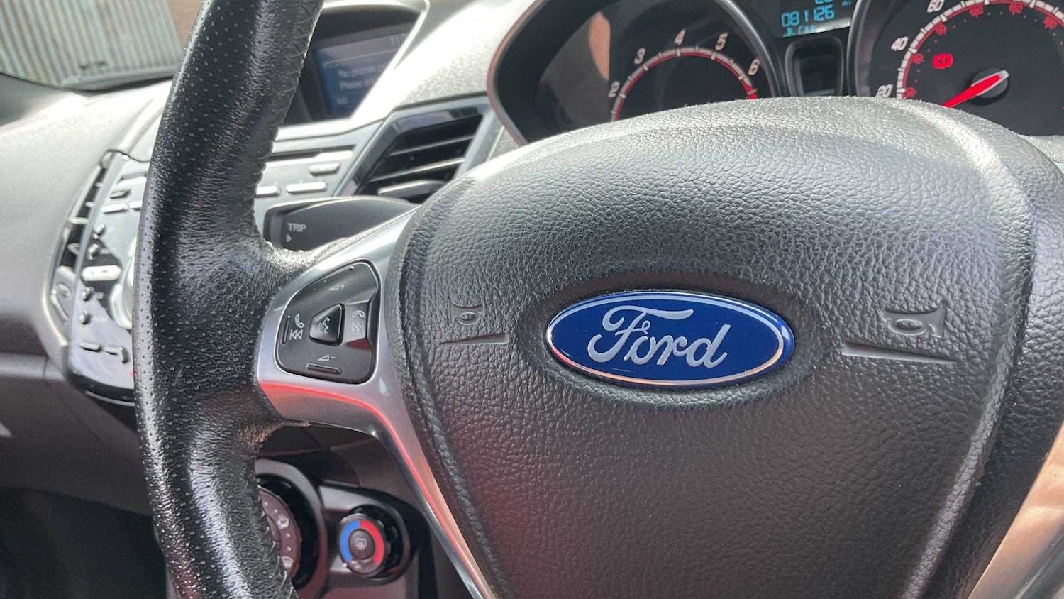 Used Ford Fiesta 2015 for sale - 76125970: Photo 29