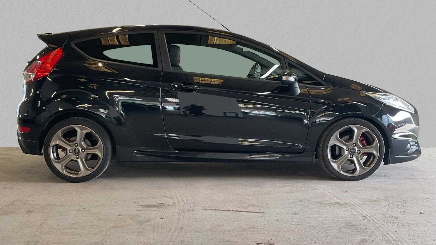 Used Ford Fiesta 2015 for sale - 76125970: Photo 3