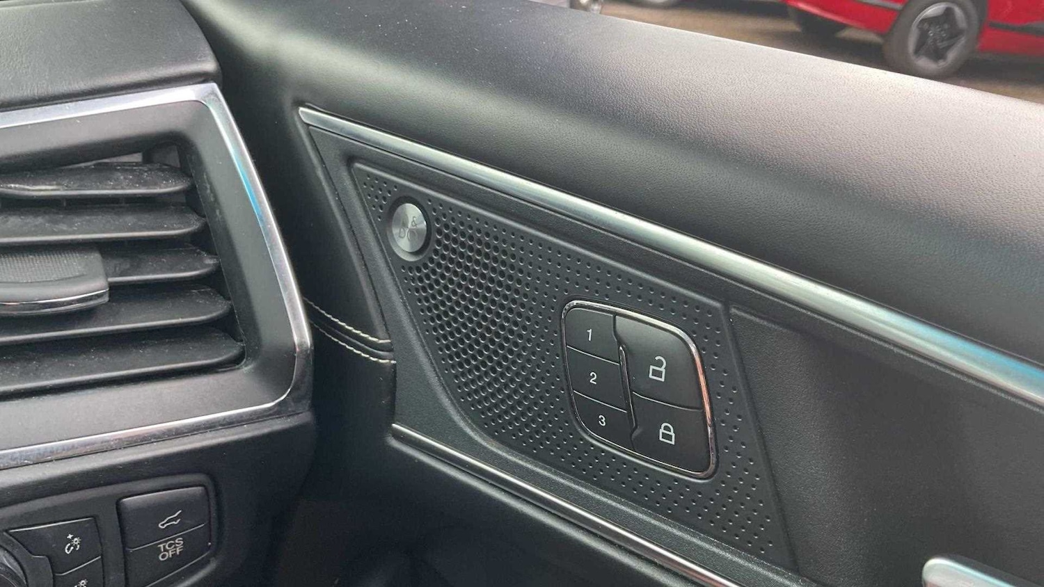 Used Ford Edge 2019 for sale - 76125942: Photo 25
