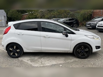 Used Ford Fiesta 2016 for sale - 76088134: Photo 2