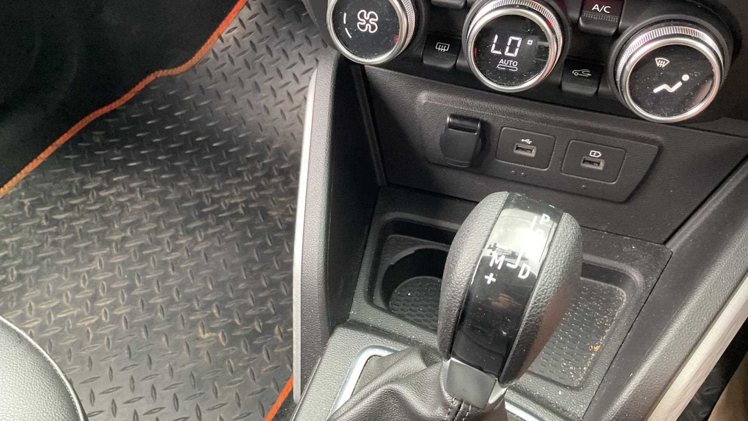 Vehicle 28