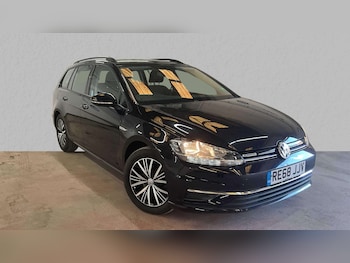 Used Volkswagen Golf 2018 for sale - 75903284: Photo