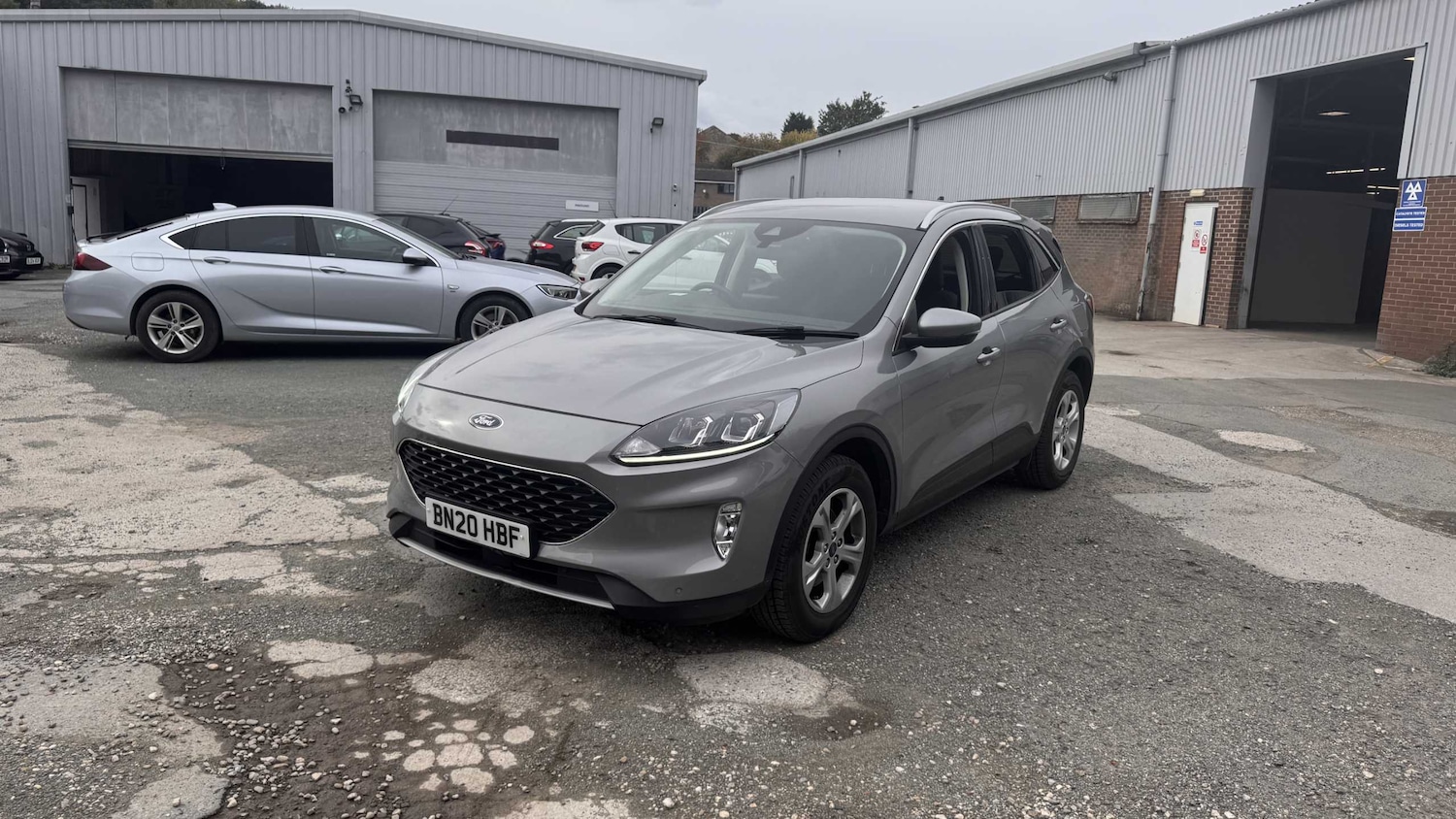 Used Ford Kuga 2020 for sale - 76113497: Photo 2