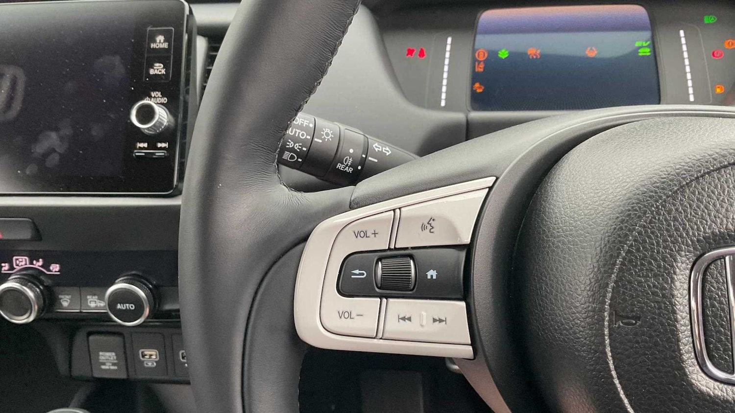 Used Honda Jazz 2024 for sale - 76113334: Photo 11