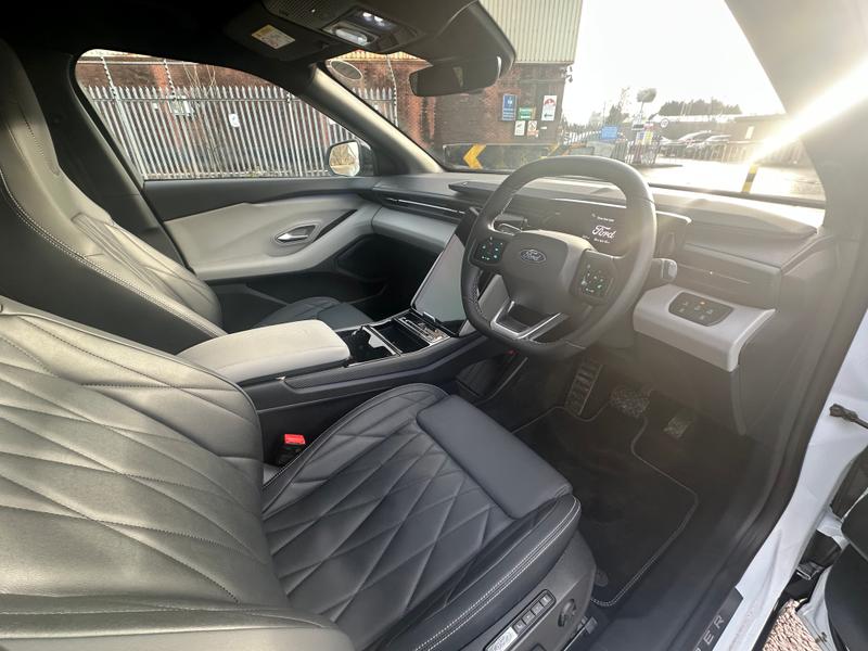 Used Ford Explorer 2025 for sale - 77152033: Photo 18