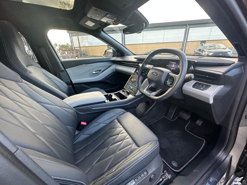 Used Ford Explorer 2025 for sale - 77152063: Photo 11