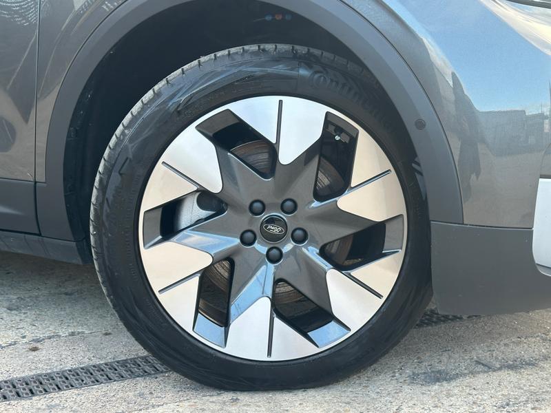 Used Ford Explorer 2025 for sale - 77152063: Photo 6