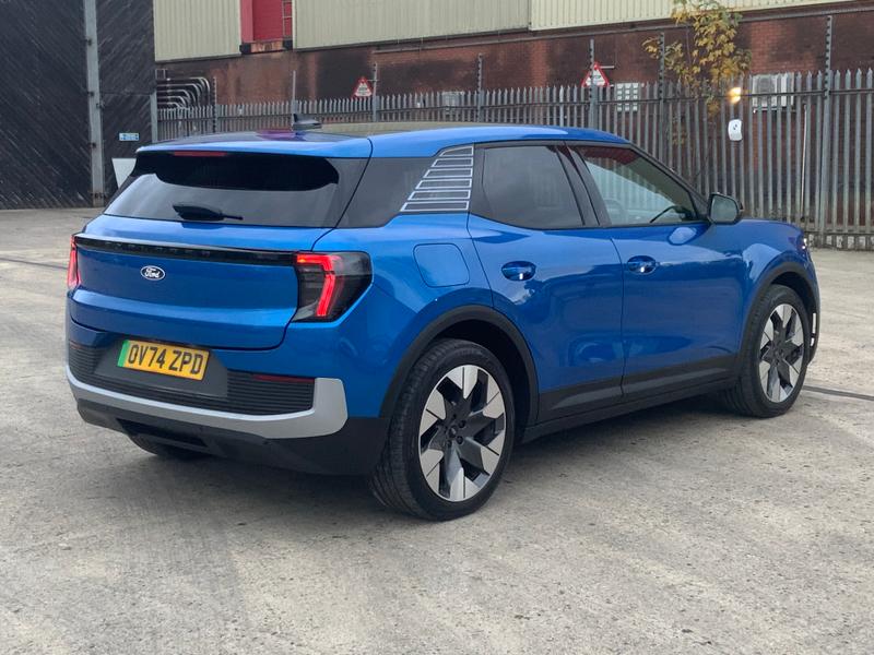 Used Ford Explorer 2024 for sale - 77152060: Photo 2