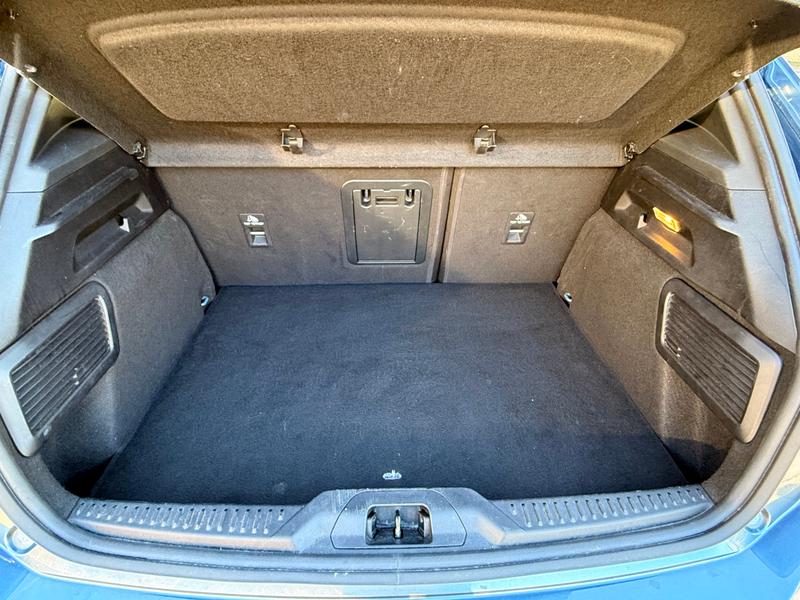 Used Ford Focus 2023 for sale - 76895329: Photo 12