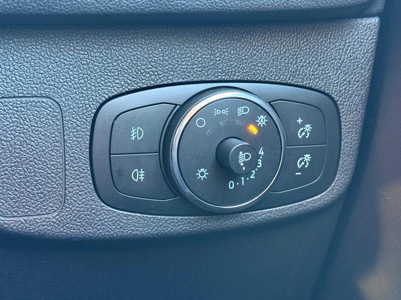 Used Ford Focus 2023 for sale - 76895329: Photo 15