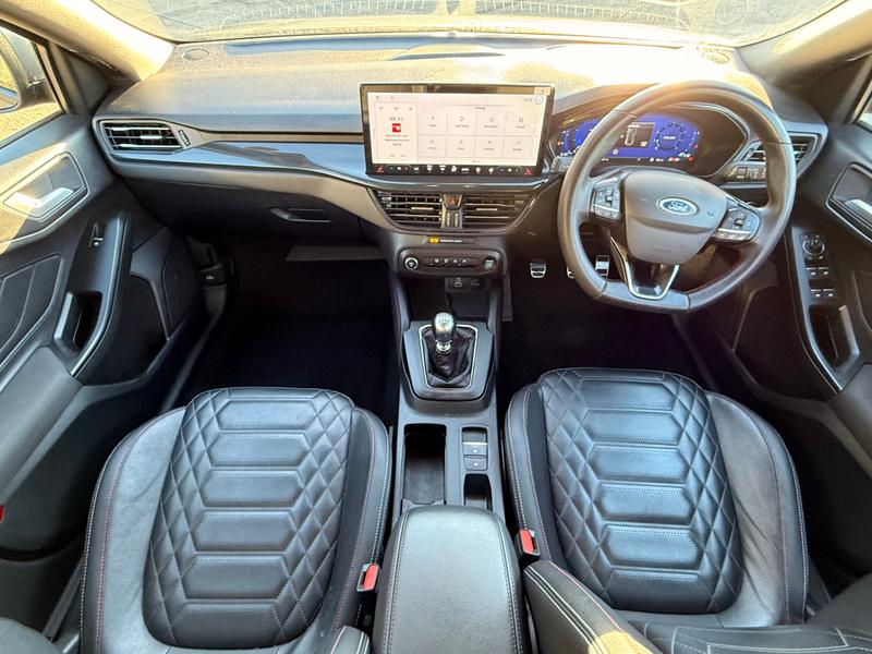 Used Ford Focus 2023 for sale - 76895329: Photo 4