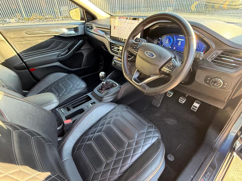 Used Ford Focus 2023 for sale - 76895329: Photo 7