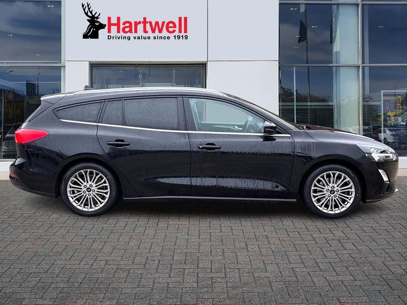 Used Ford Focus 2021 for sale - 77152054: Photo 2