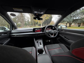 Used Volkswagen Golf 2021 for sale - 76796990: Photo