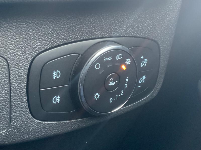 Used Ford Focus 2023 for sale - 76796998: Photo 21