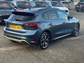 Used Ford Focus 2023 for sale - 76796998: Photo