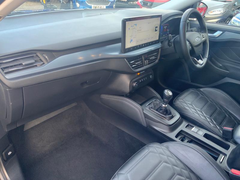 Used Ford Focus 2023 for sale - 76796998: Photo 9