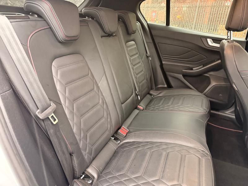 Used Ford Focus 2023 for sale - 76796996: Photo 18