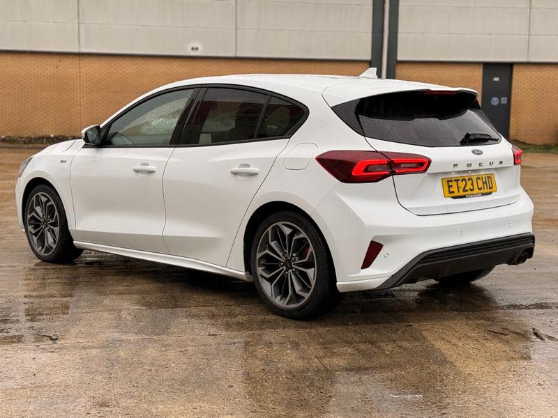 Used Ford Focus 2023 for sale - 76796996: Photo 8