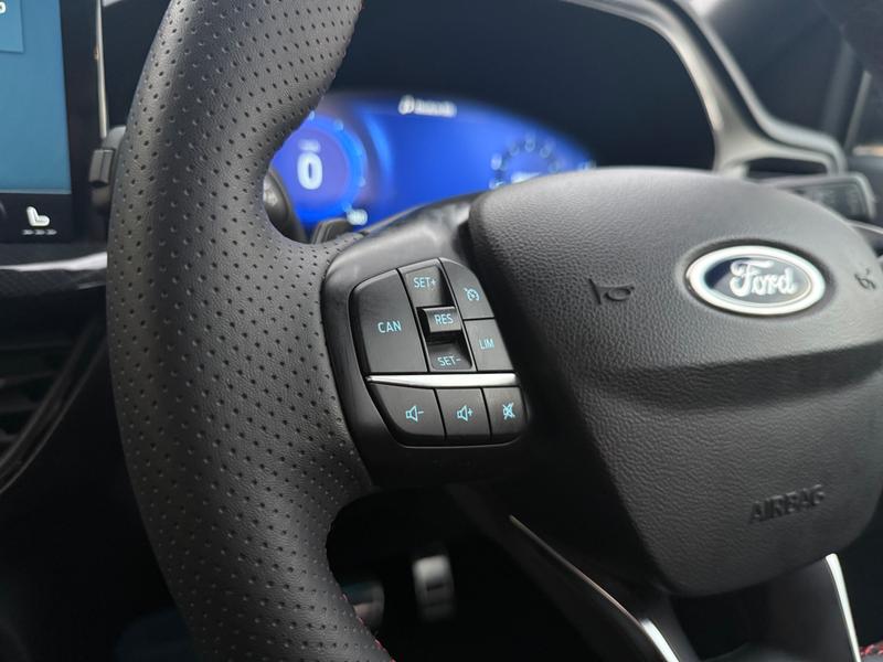 Used Ford Focus 2022 for sale - 76797006: Photo 32