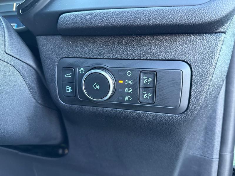 Used Ford Kuga 2024 for sale - 76796980: Photo 25