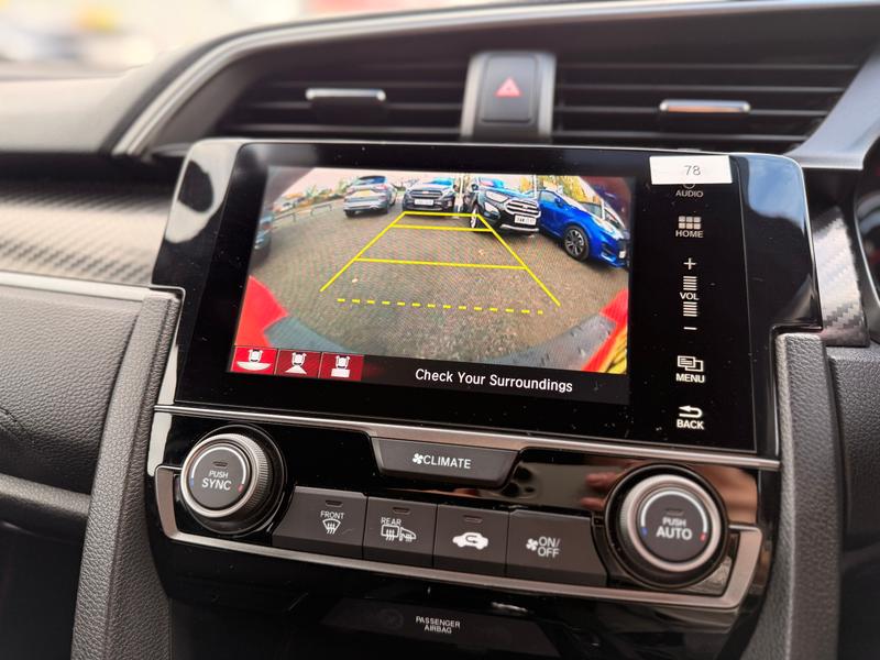 Used Honda Civic 2017 for sale - 76796985: Photo 21