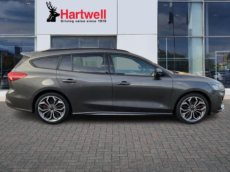 Used Ford Focus 2023 for sale - 76797009: Photo 2