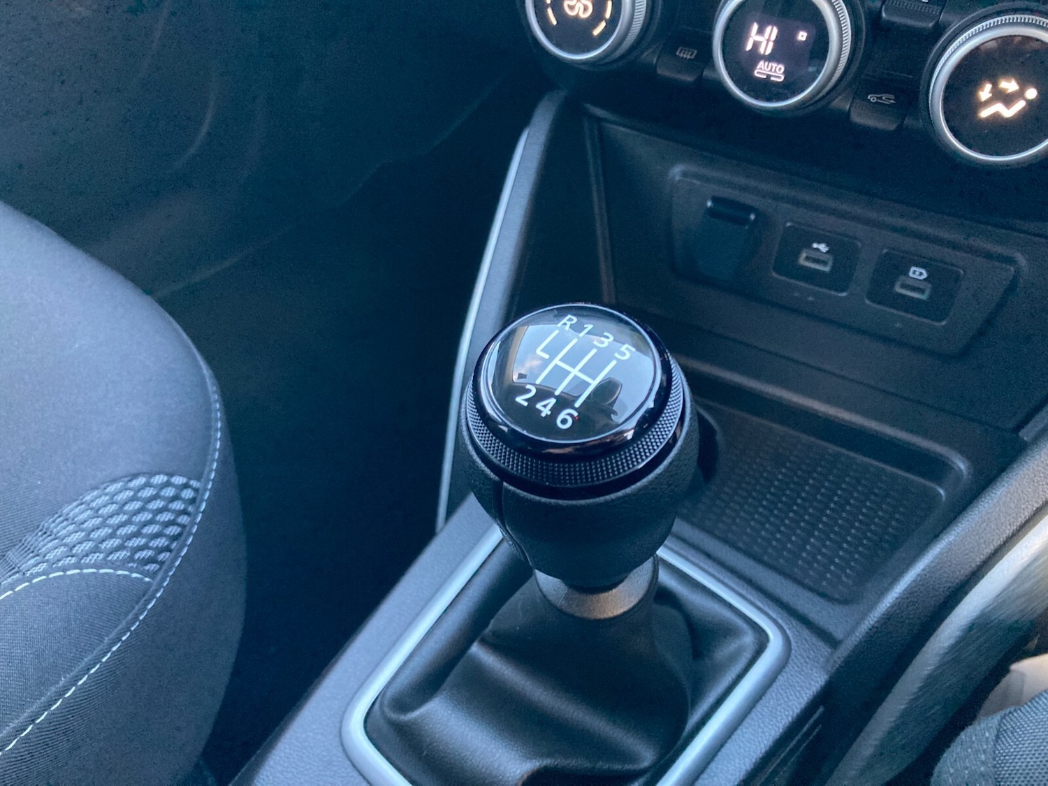 Used Dacia Duster 2023 for sale - 76635564: Photo 35