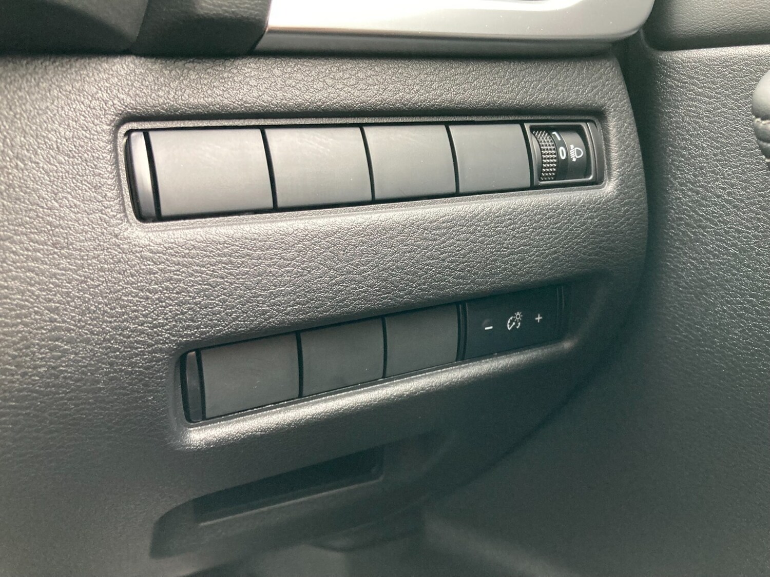 Used Nissan X-Trail 2025 for sale - 76276690: Photo 35