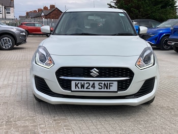 Used Suzuki Swift 2024 for sale - 76276385: Photo