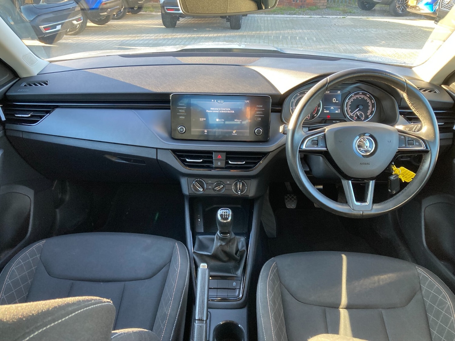 Used Skoda Kamiq 2020 for sale - 76652510: Photo 2