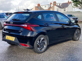 Used Hyundai i20 2021 for sale - 76276543: Photo