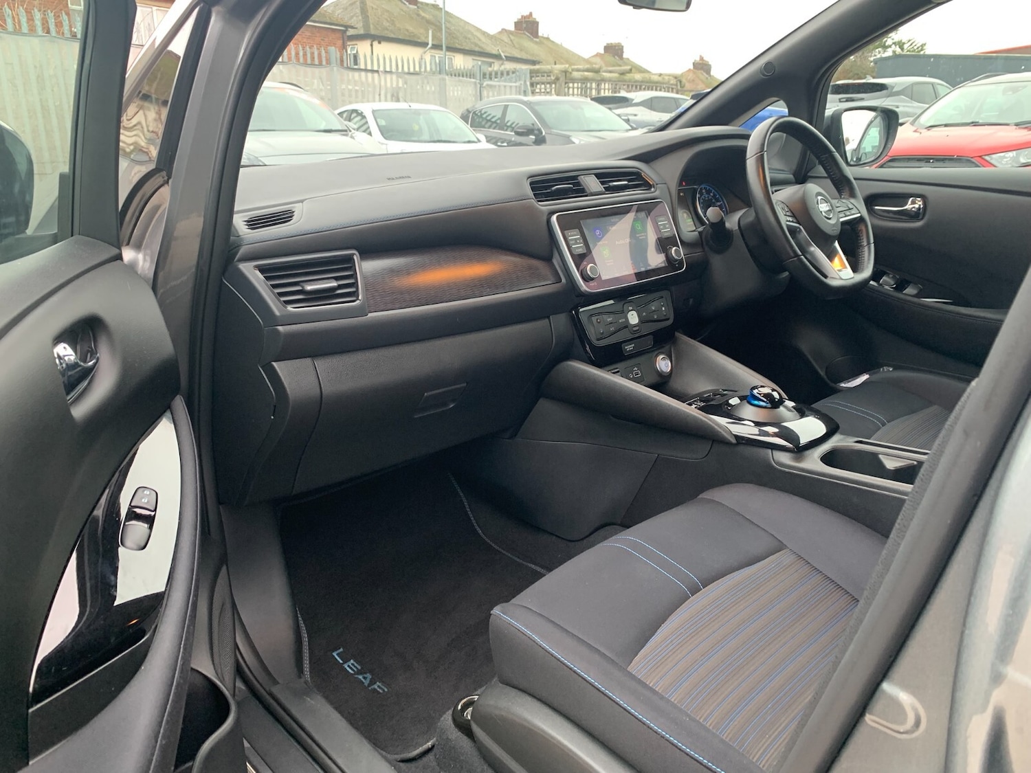 Used Nissan Leaf 2020 for sale - 77274135: Photo 11