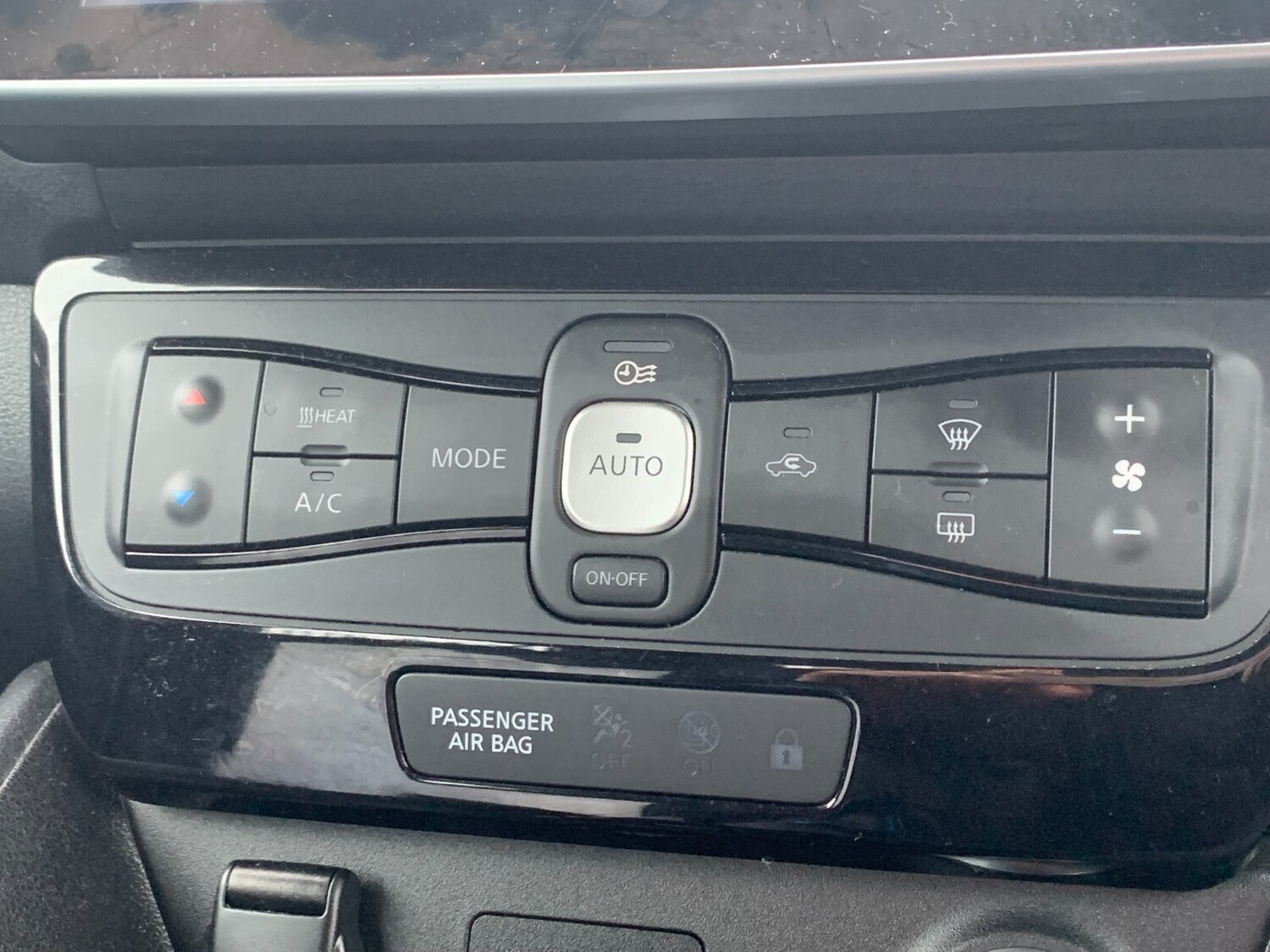 Used Nissan Leaf 2020 for sale - 77274135: Photo 29