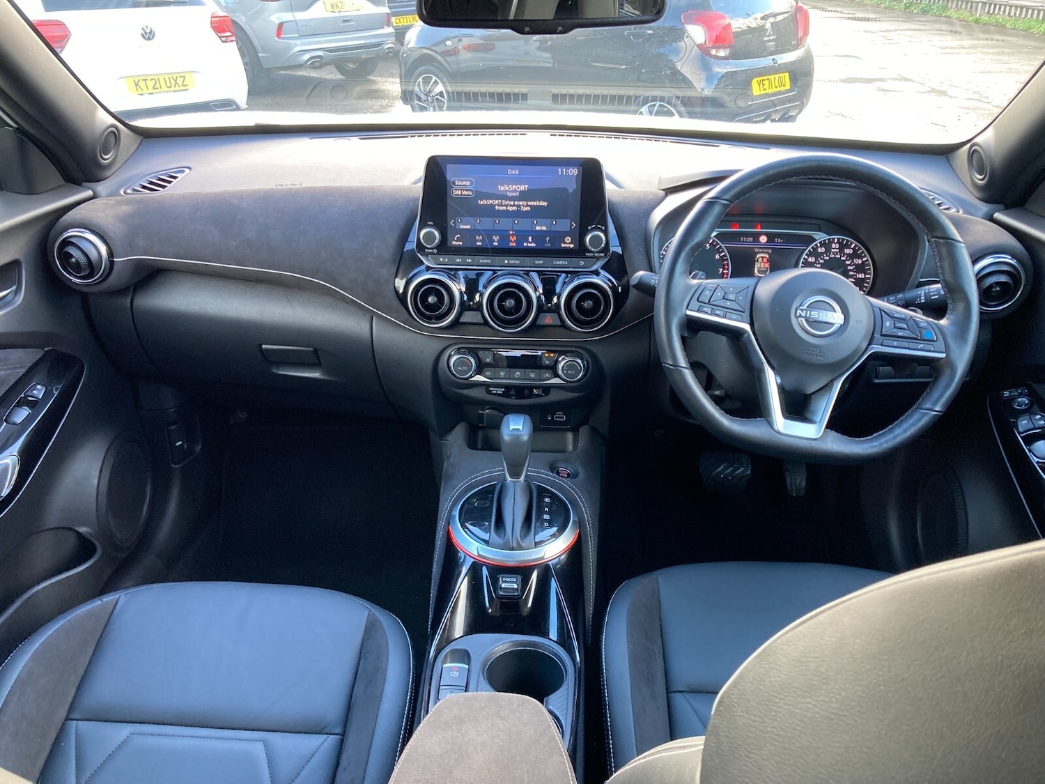 Used Nissan Juke 2023 for sale - 76276384: Photo 2