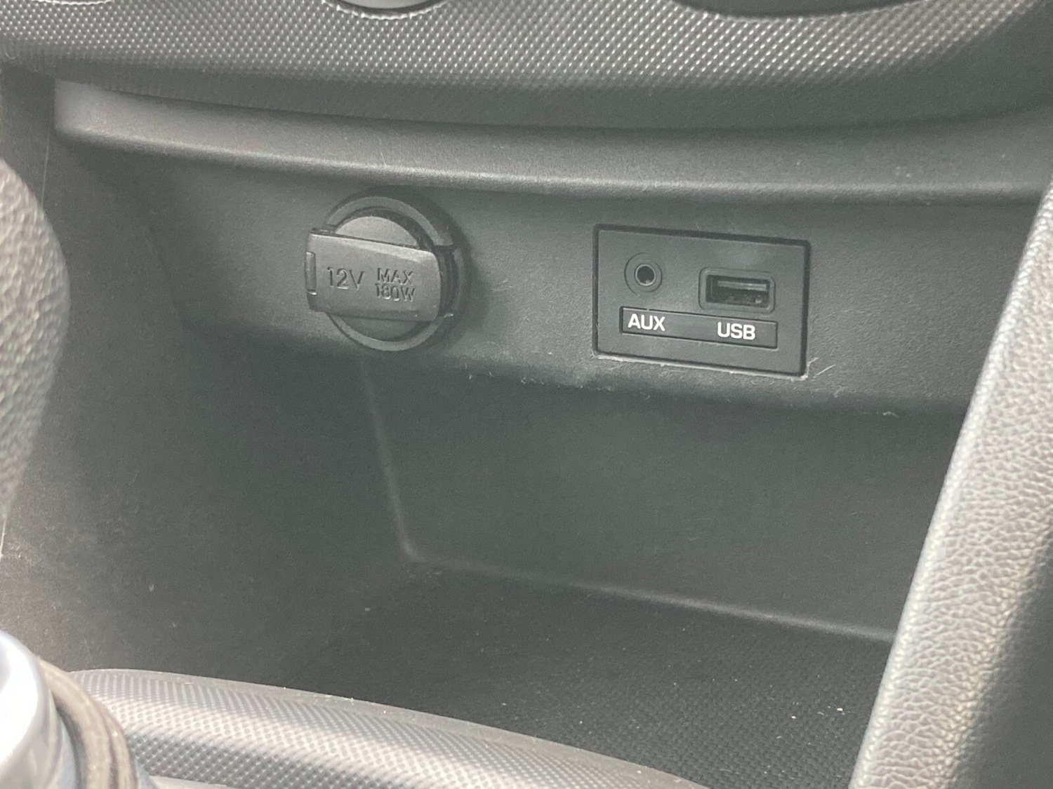 Used Hyundai i10 2017 for sale - 76375472: Photo 27