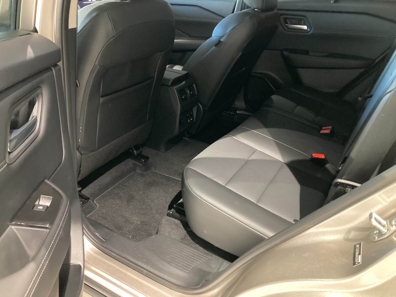 Used Nissan X-Trail for sale - 76622214: Photo 11