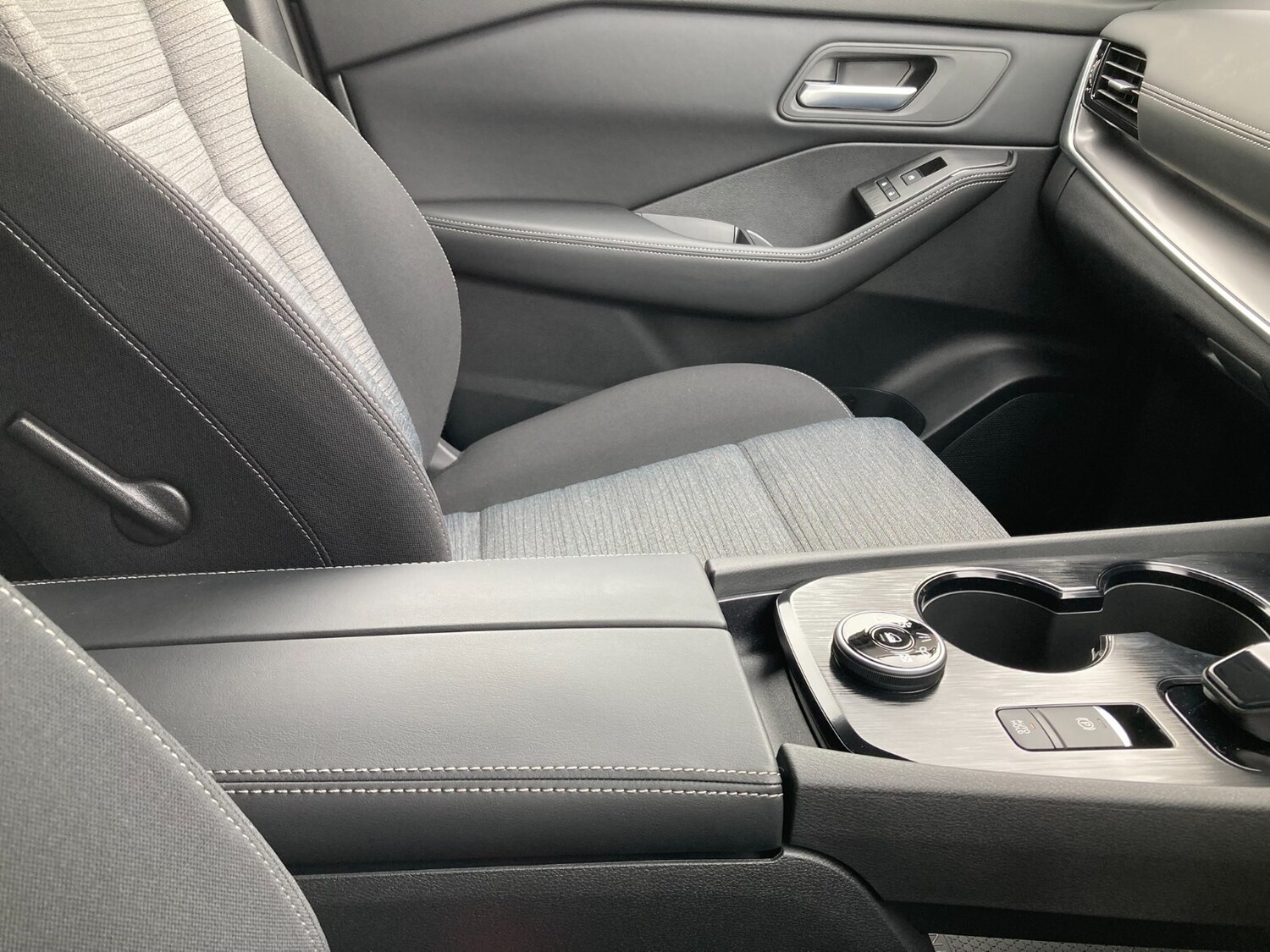 Used Nissan X-Trail 2025 for sale - 76276592: Photo 36