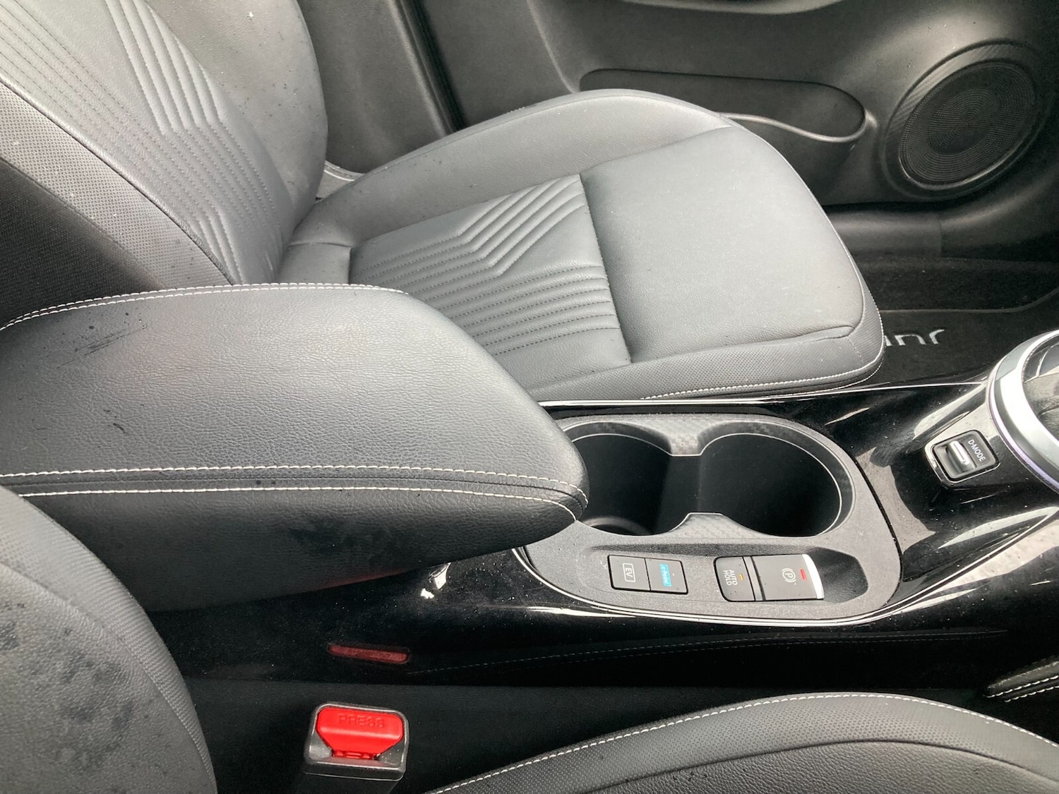 Used Nissan Juke 2024 for sale - 76276740: Photo 38