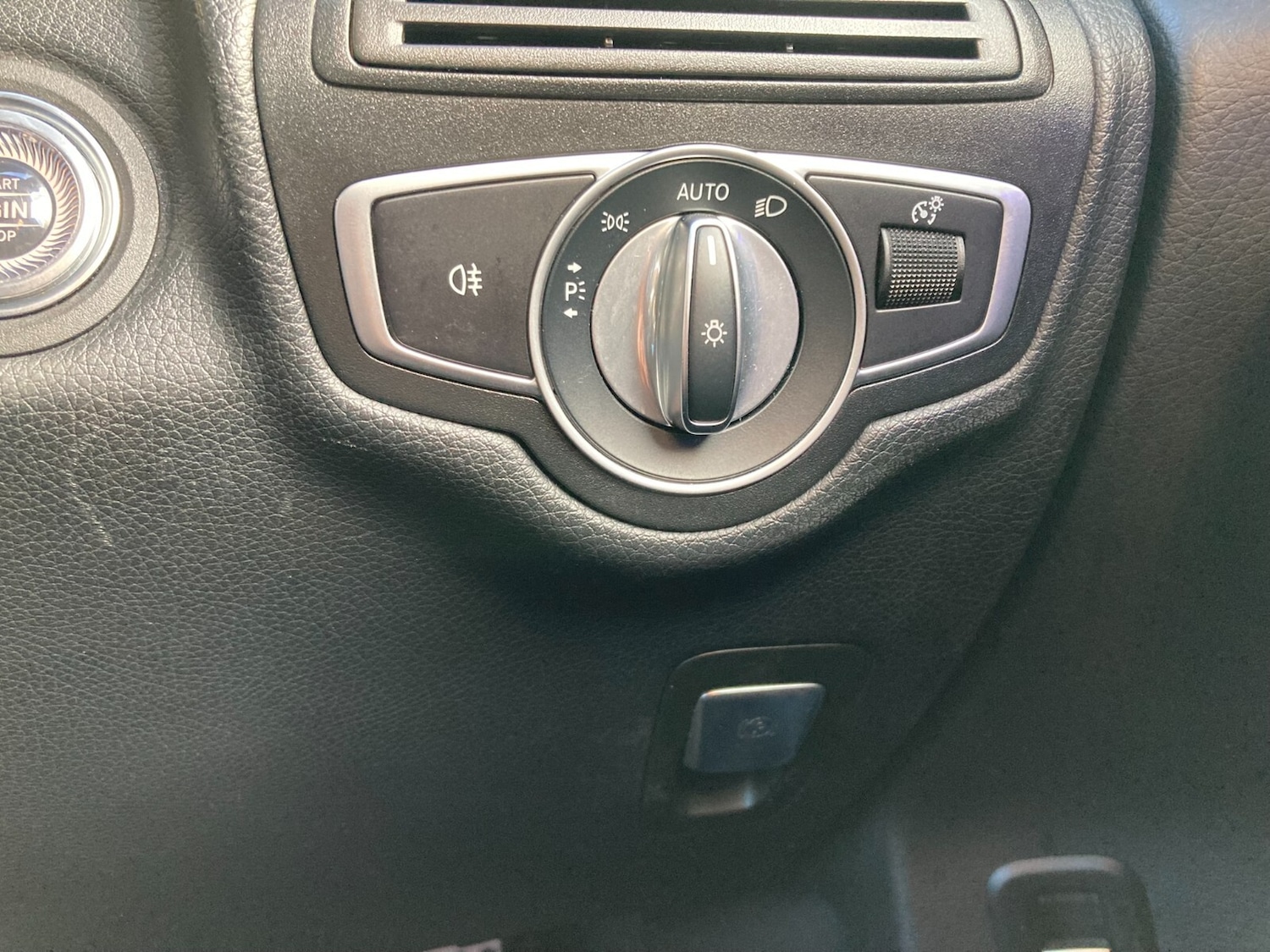 Used Mercedes-Benz GLC 2020 for sale - 76507530: Photo 38