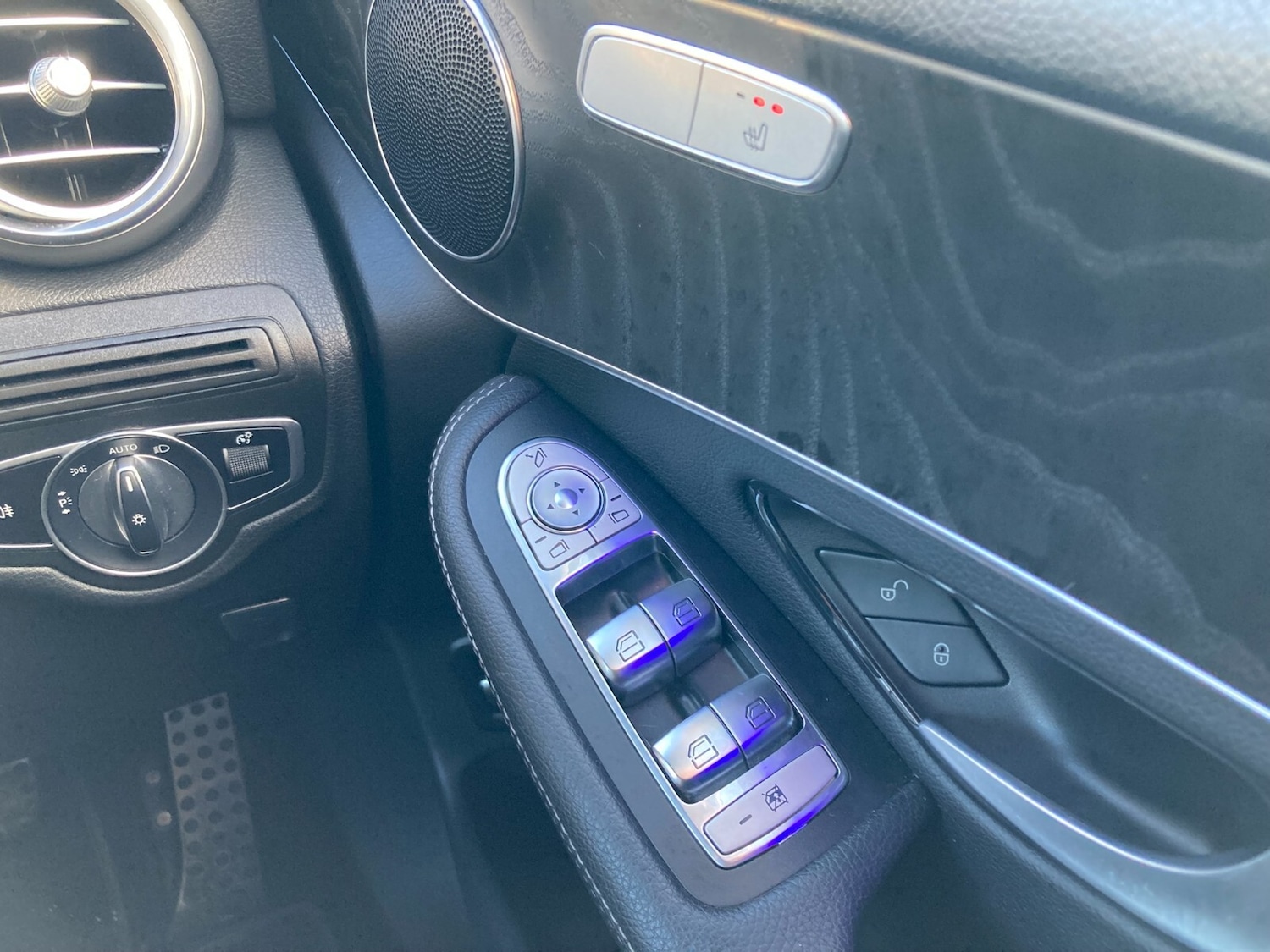 Used Mercedes-Benz GLC 2020 for sale - 76507530: Photo 39