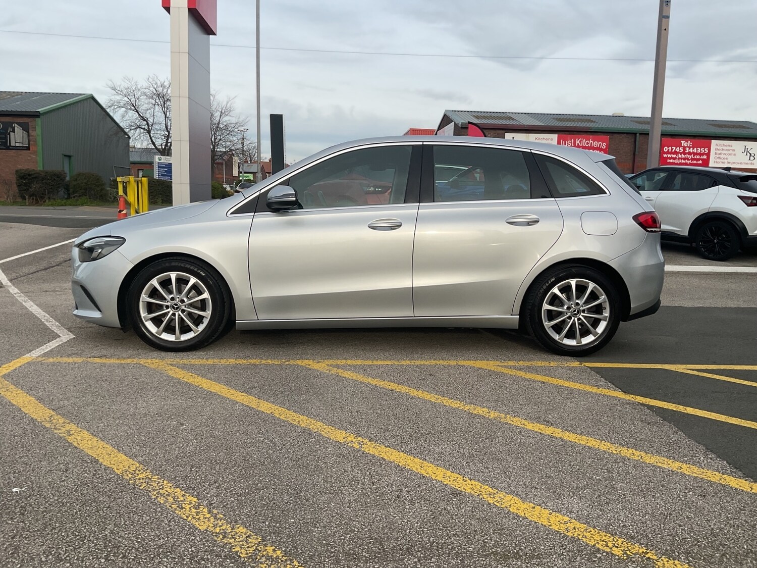 Used Mercedes-Benz B Class 2020 for sale - 77588503: Photo 9